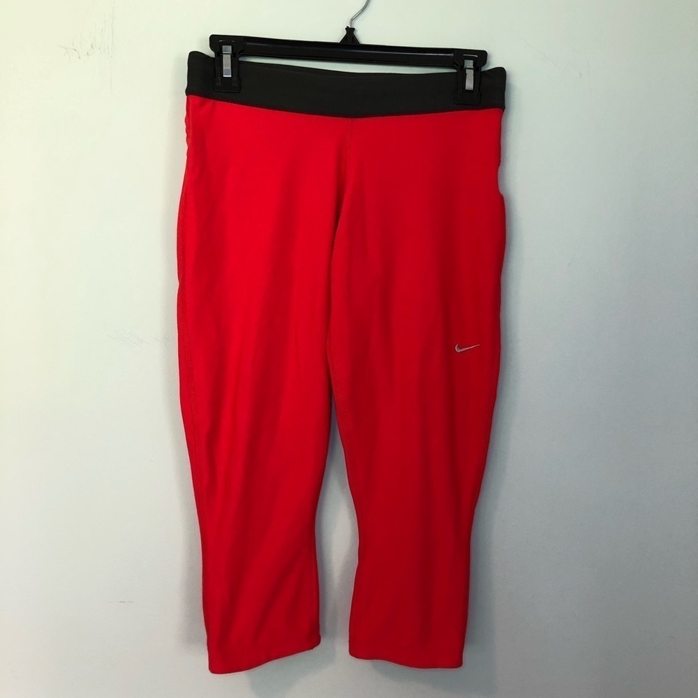 Nike Dri-Fit Just Do It Red Capri Leggings Size Medium